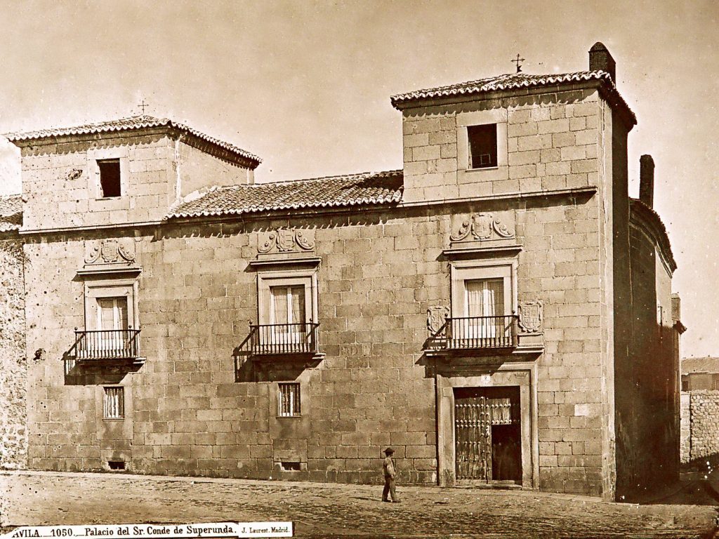 MEDALLA-DE-ORO-DE-LA-CIUDAD-DE-AVILA-AL-COMPROMISO-DE-LA-COMISARIA-DE-POLICIA.2-1024x768 MEDALLA DE ORO DE LA CIUDAD DE ÁVILA AL COMPROMISO DE LA COMISARÍA DE POLICÍA